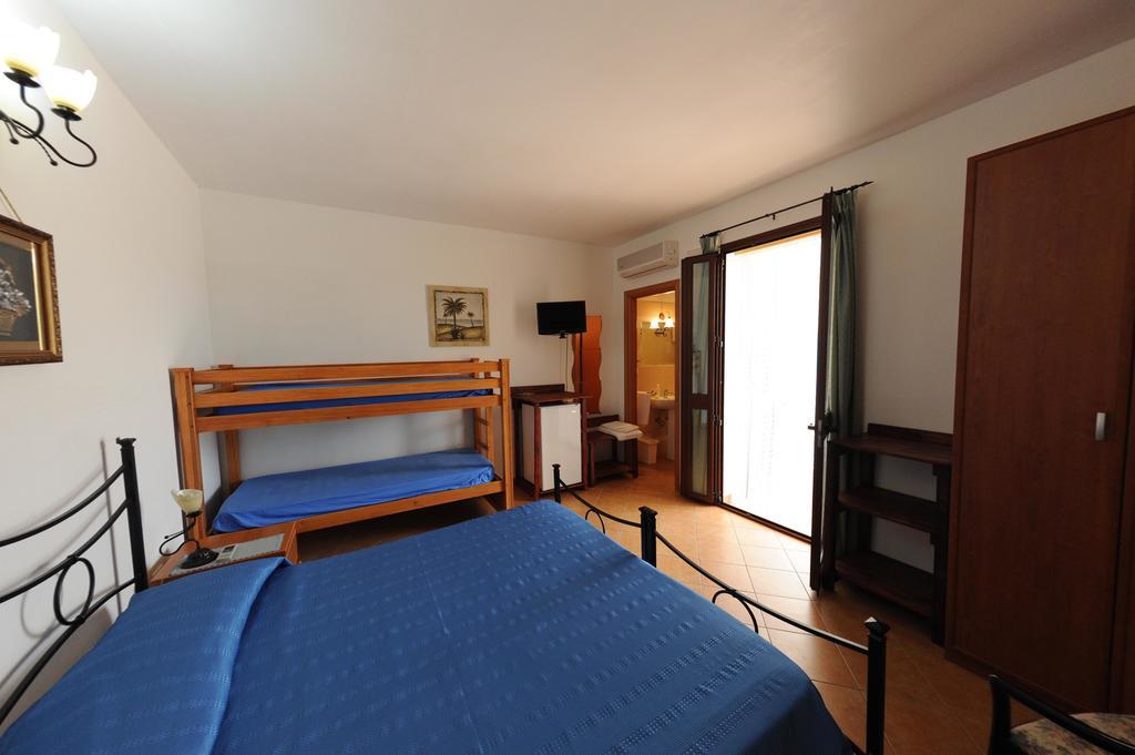 B&B Il Giardino Degli Ulivi Torre Santa Sabina Zewnętrze zdjęcie