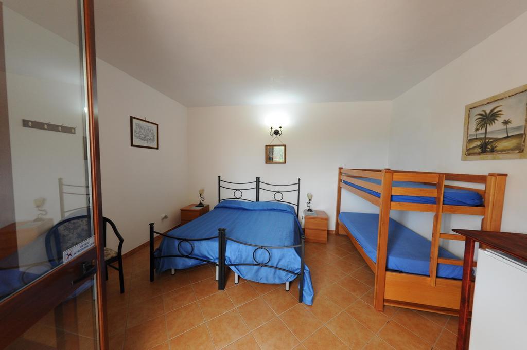 B&B Il Giardino Degli Ulivi Torre Santa Sabina Zewnętrze zdjęcie